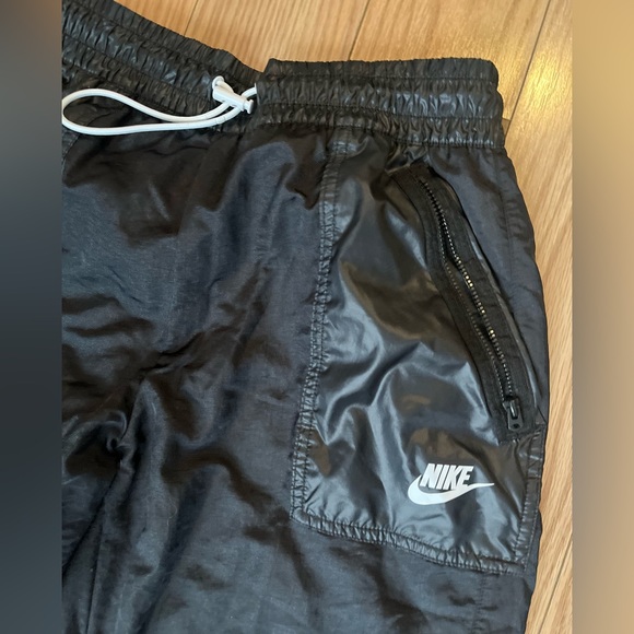 Vintage Nike Parachute Pants - Picture 3 of 4